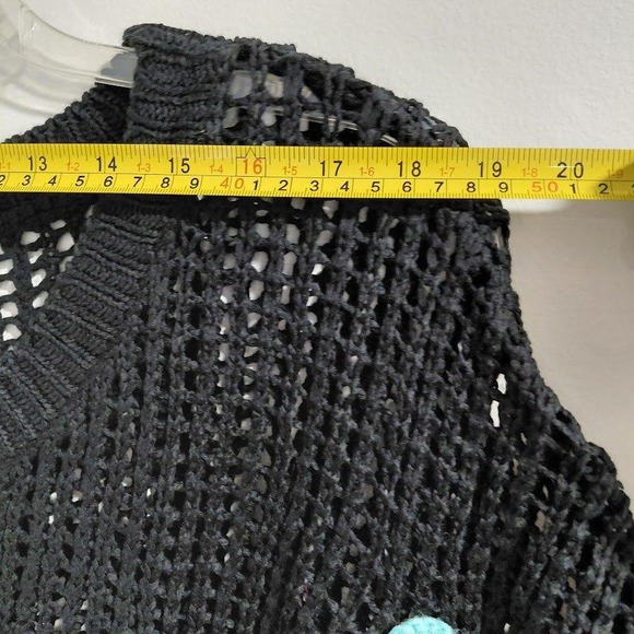 Womens Black Crochet Knit Flower Applique Short Sleeve Top XL - Picture 9 of 11